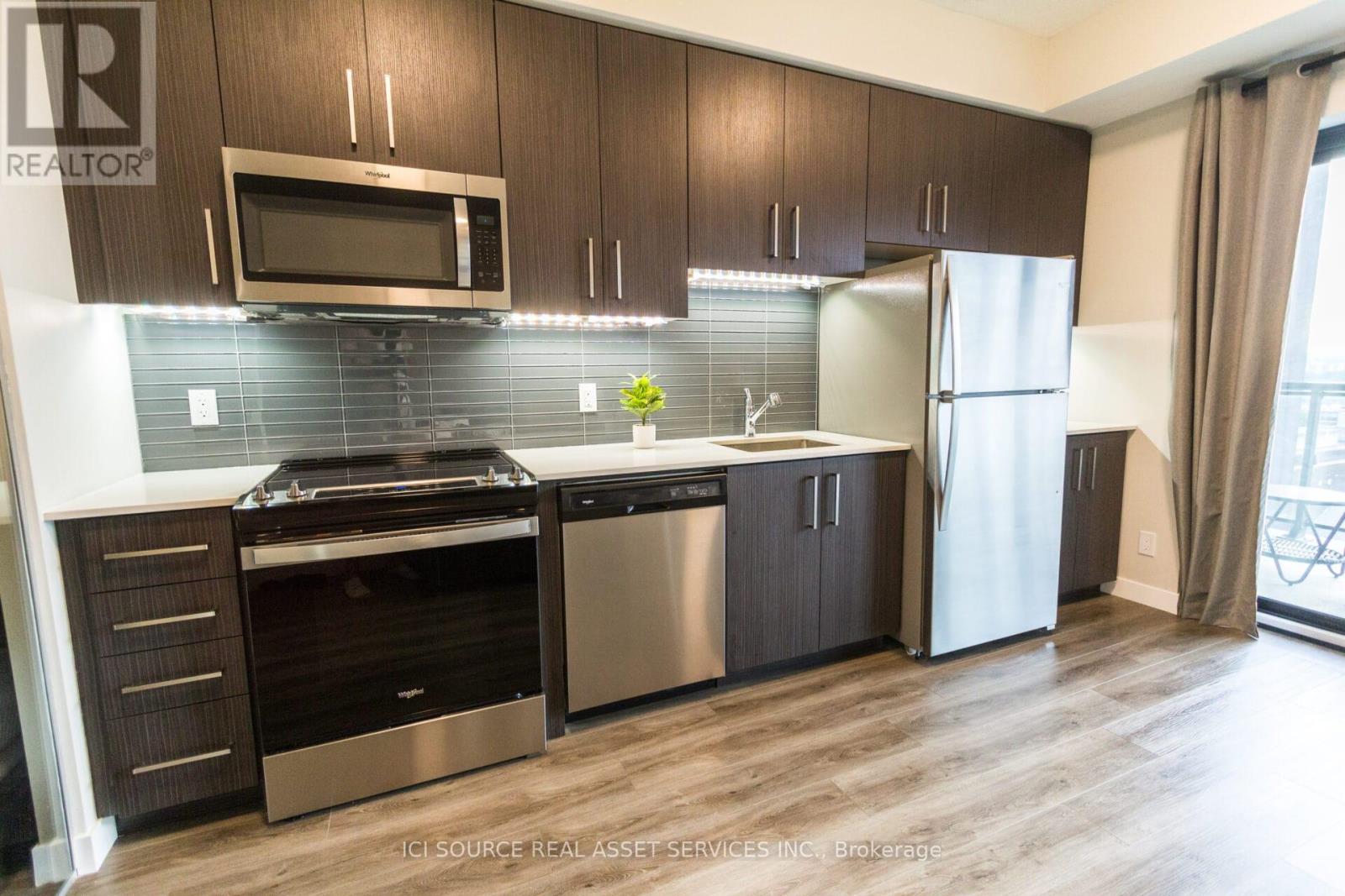 1105 - 15 Queen Street S, Hamilton, Ontario  L8P 0C6 - Photo 6 - X12354104