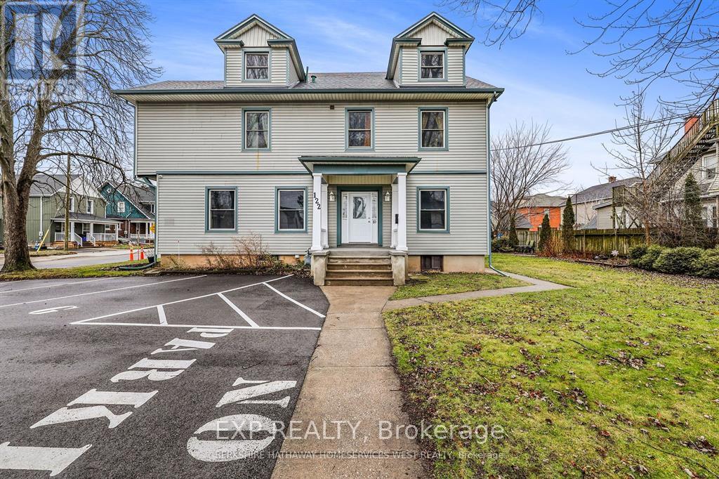 7 - 122 Hellems Avenue, Welland, Ontario  L3B 3B3 - Photo 2 - X12527236