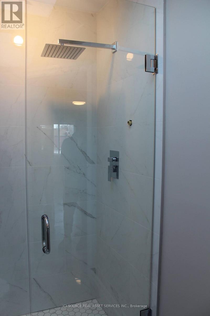 2nd Floor - 14 Leeming Street, Hamilton, Ontario  L8L 5T3 - Photo 20 - X12479866