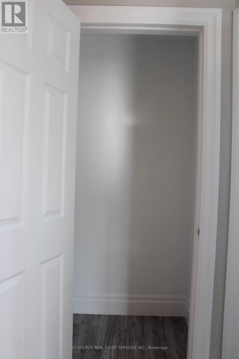 2nd Floor - 14 Leeming Street, Hamilton, Ontario  L8L 5T3 - Photo 13 - X12479866