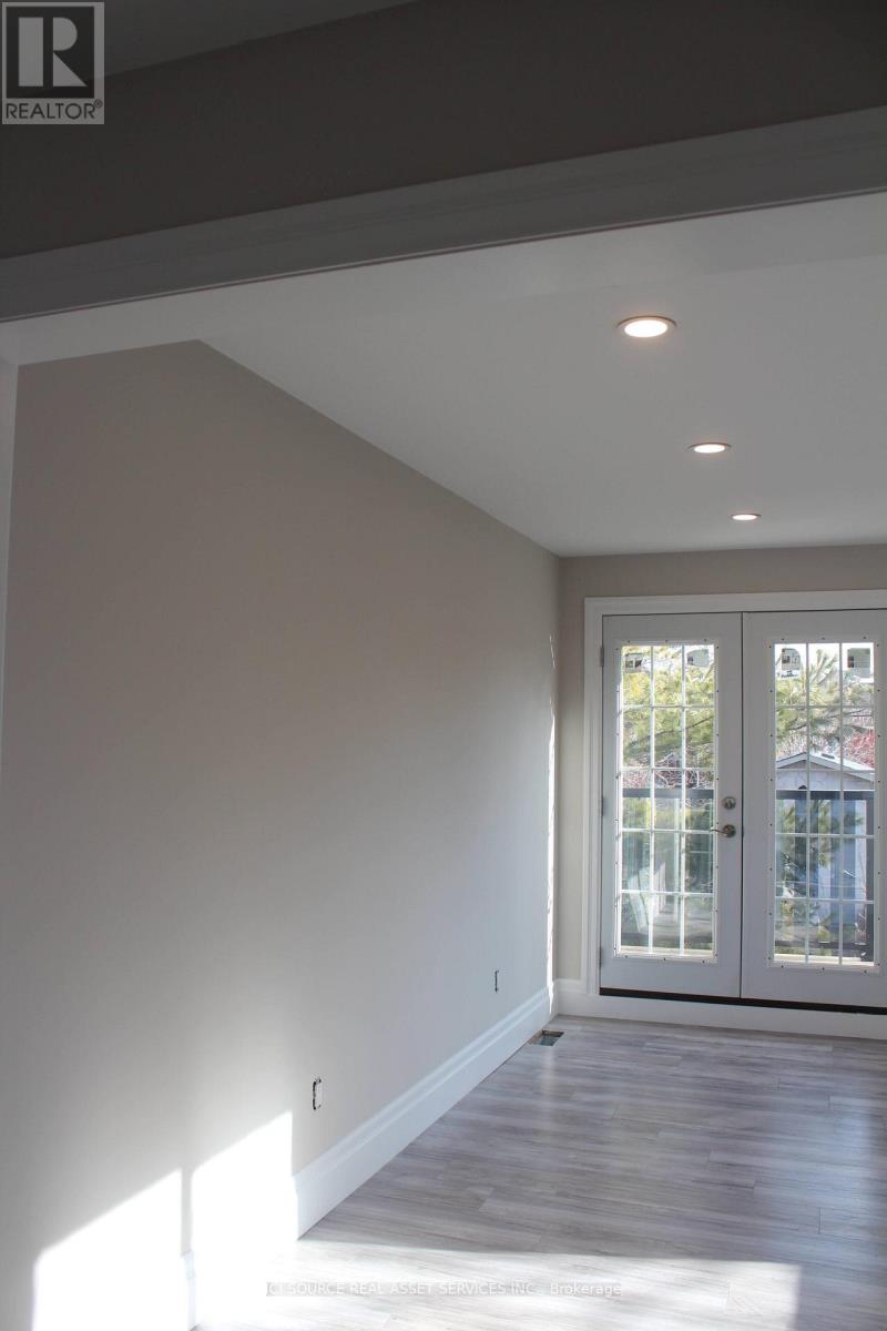 2nd Floor - 14 Leeming Street, Hamilton, Ontario  L8L 5T3 - Photo 17 - X12479866