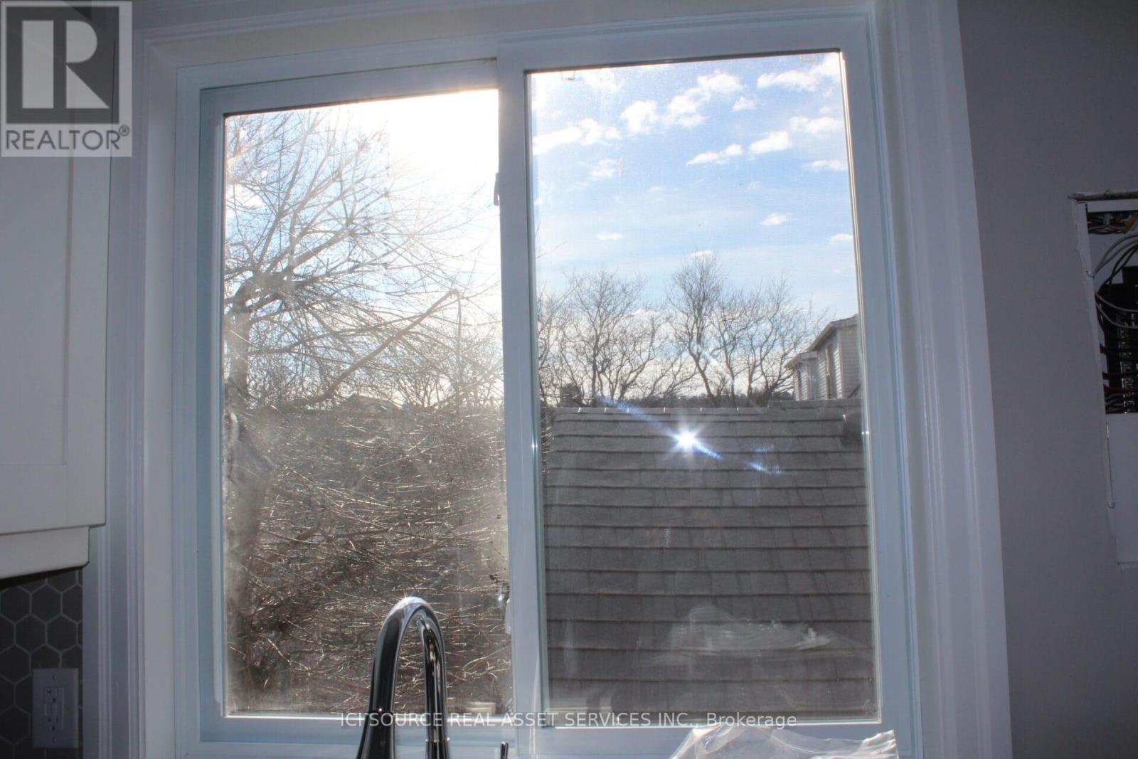 2nd Floor - 14 Leeming Street, Hamilton, Ontario  L8L 5T3 - Photo 14 - X12479866