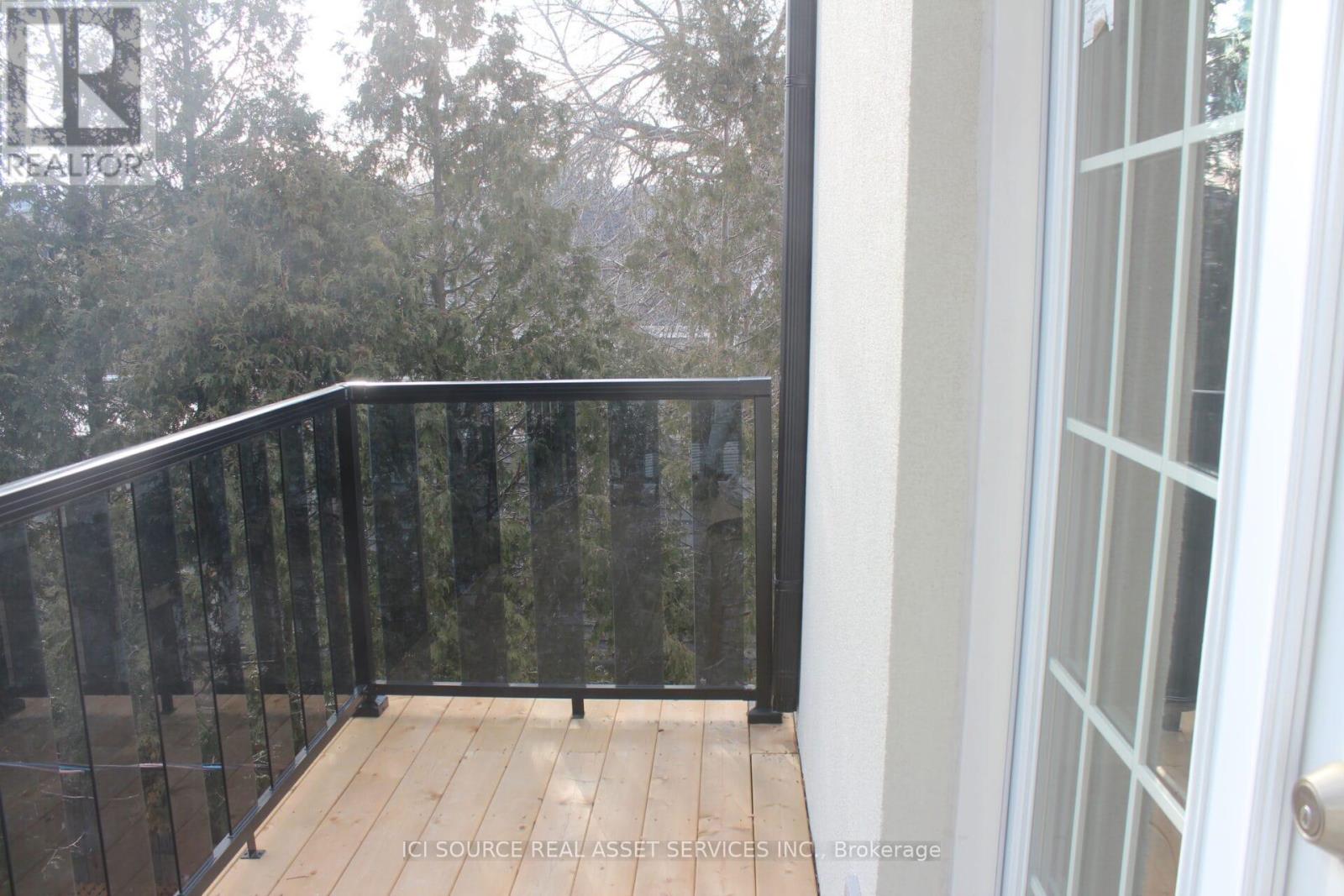 2nd Floor - 14 Leeming Street, Hamilton, Ontario  L8L 5T3 - Photo 5 - X12479866