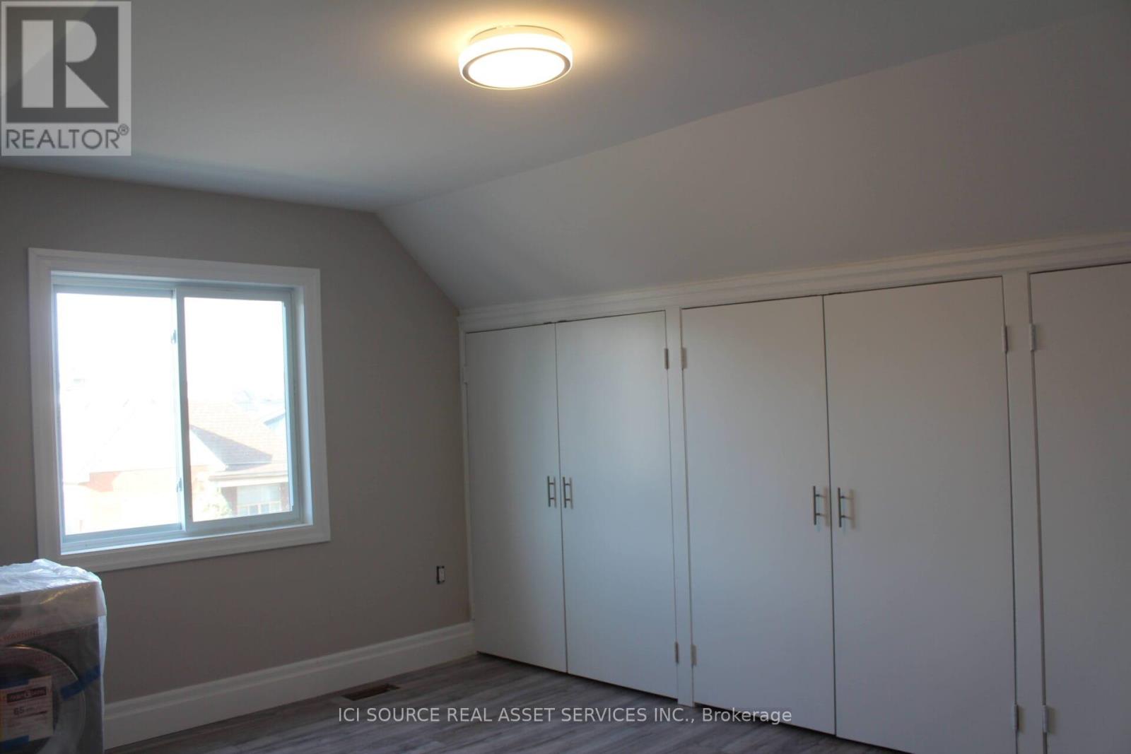 2nd Floor - 14 Leeming Street, Hamilton, Ontario  L8L 5T3 - Photo 8 - X12479866