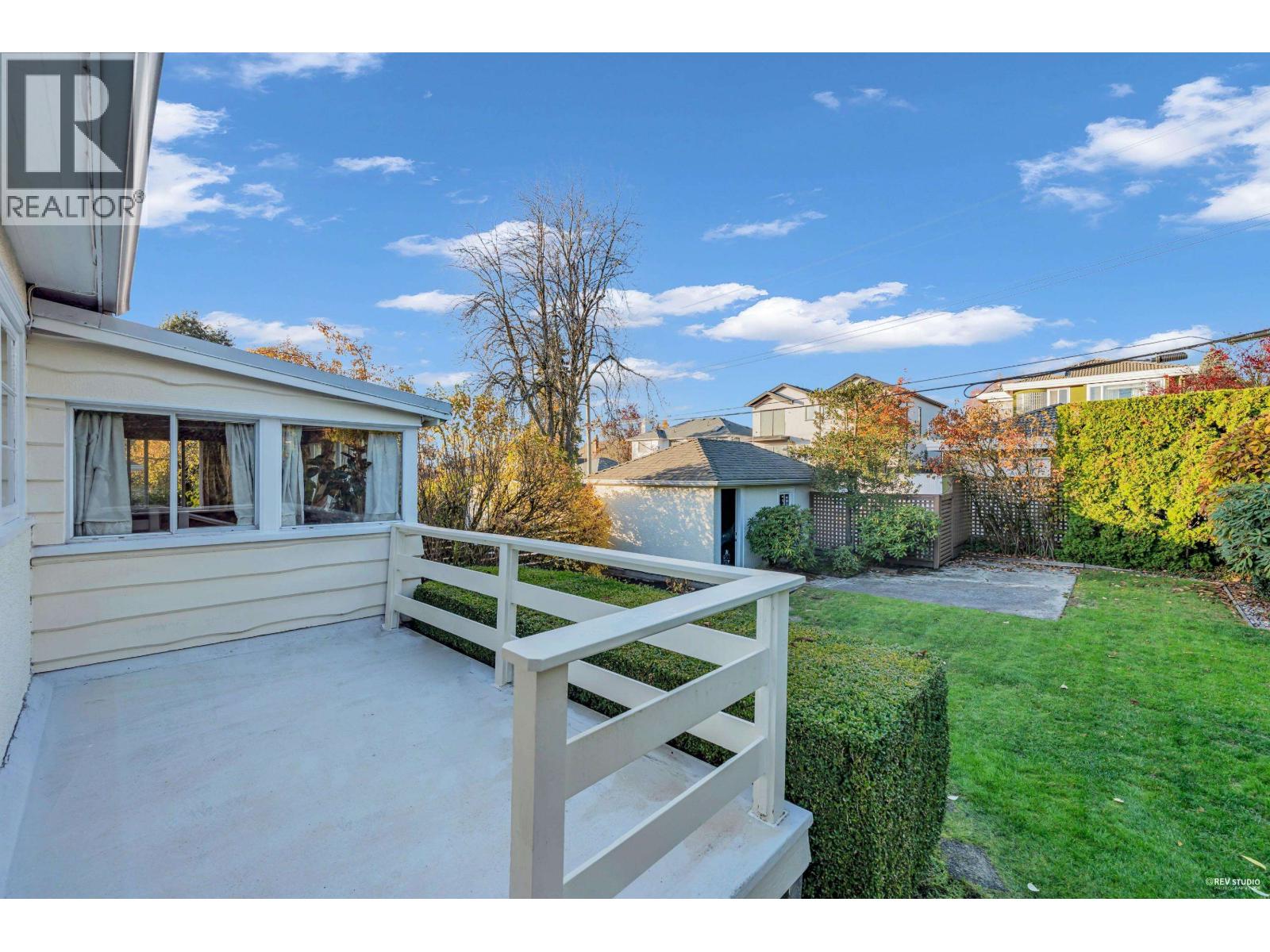 2225 W 22nd Avenue, Vancouver, British Columbia V6L 1L6 - Photo 25 - R3065877