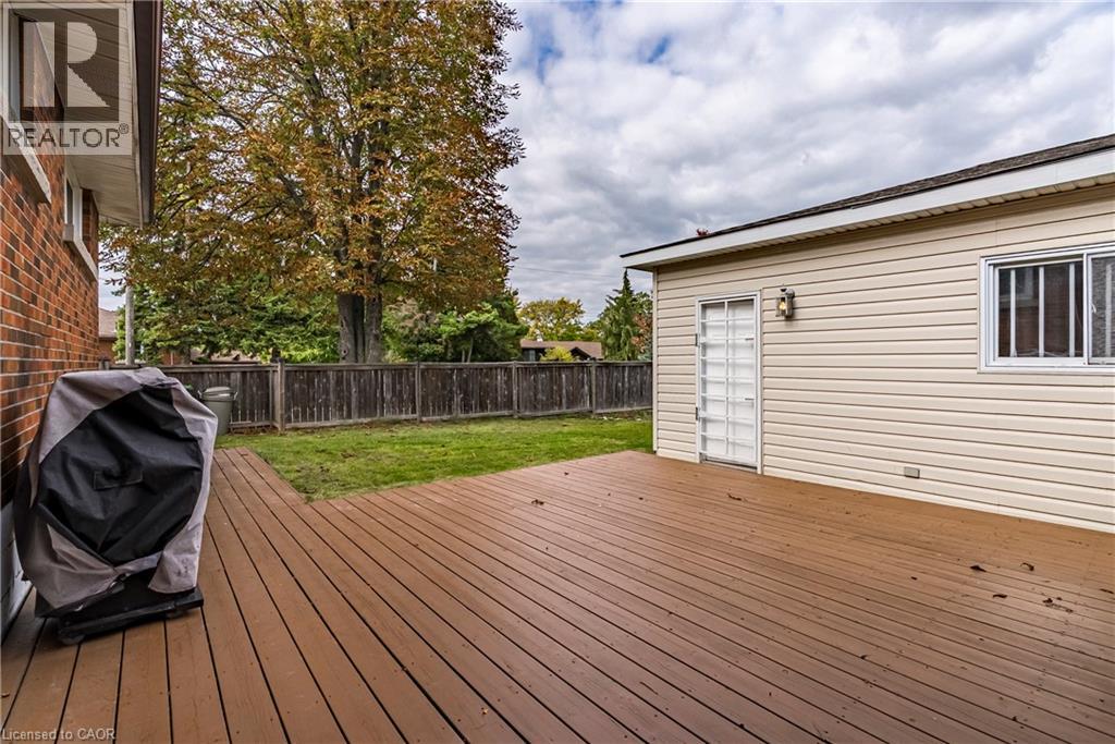 105 Mcelroy Road E, Hamilton, Ontario  L9A 1Z1 - Photo 38 - 40785852