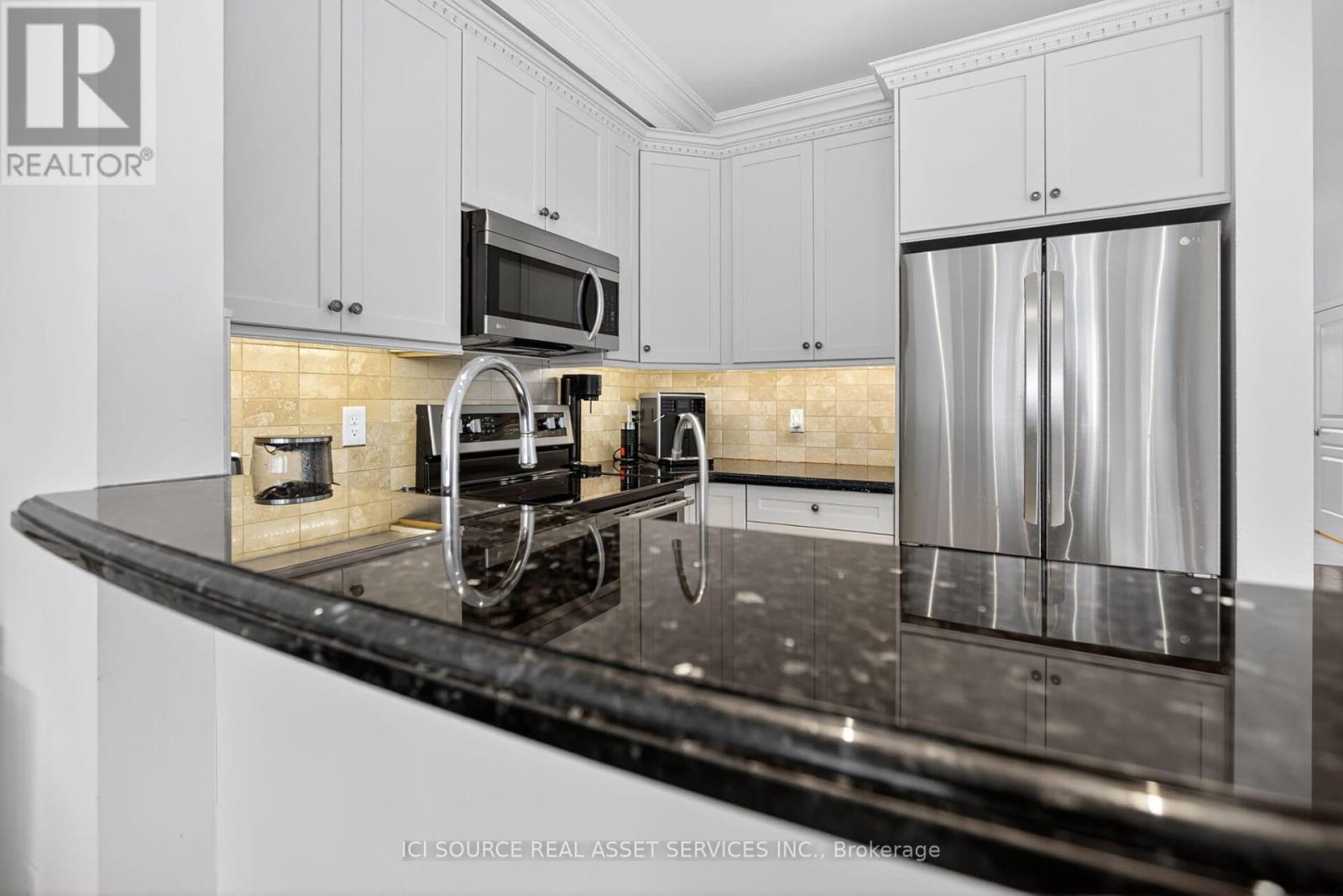 49 Ostrovsky Road, Vaughan, Ontario  L4H 0V9 - Photo 15 - N12471483