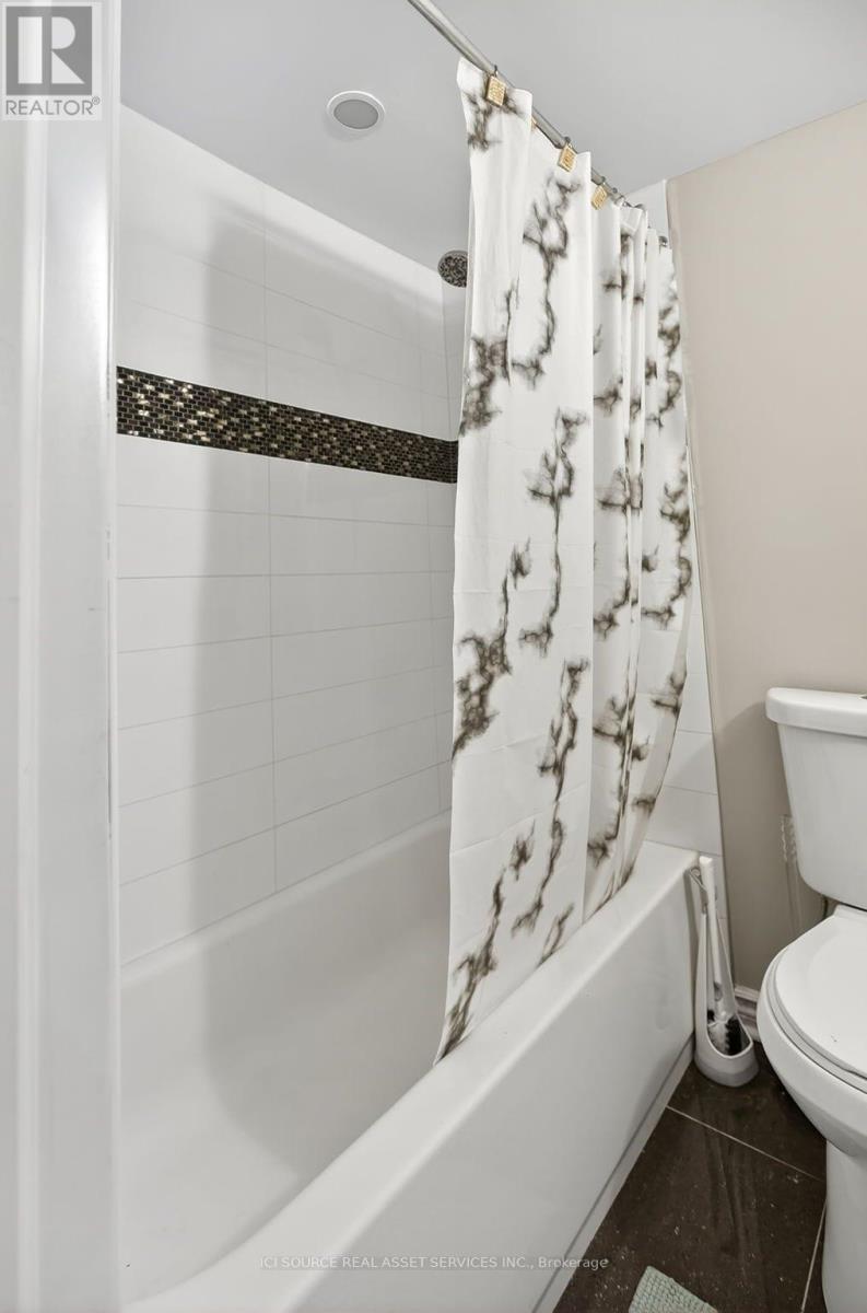 49 Ostrovsky Road, Vaughan, Ontario  L4H 0V9 - Photo 20 - N12471483