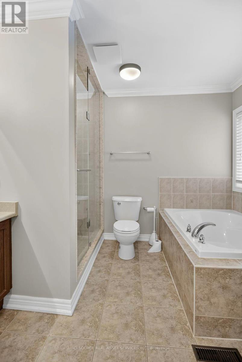 49 Ostrovsky Road, Vaughan, Ontario  L4H 0V9 - Photo 26 - N12471483