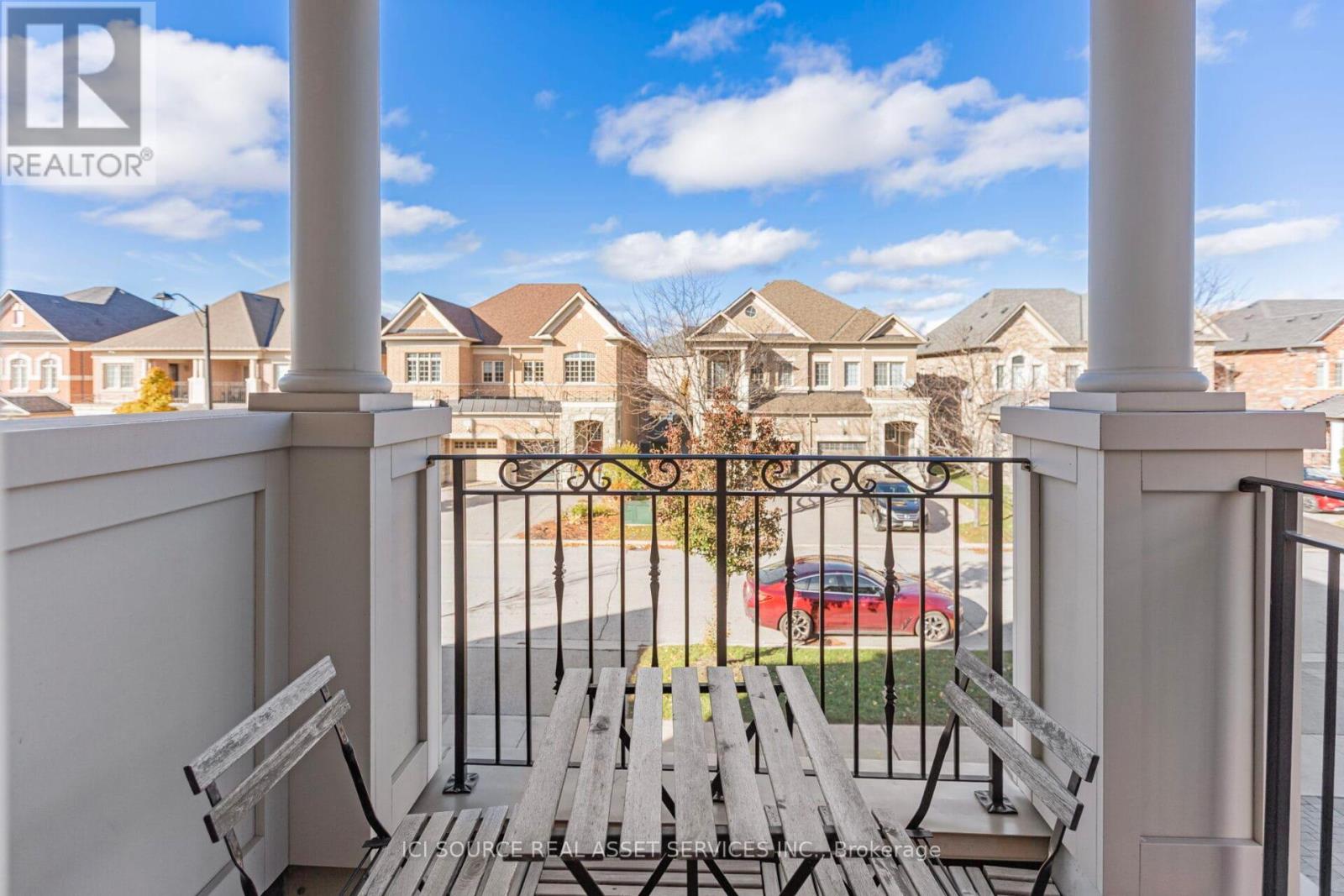 49 Ostrovsky Road, Vaughan, Ontario  L4H 0V9 - Photo 12 - N12471483