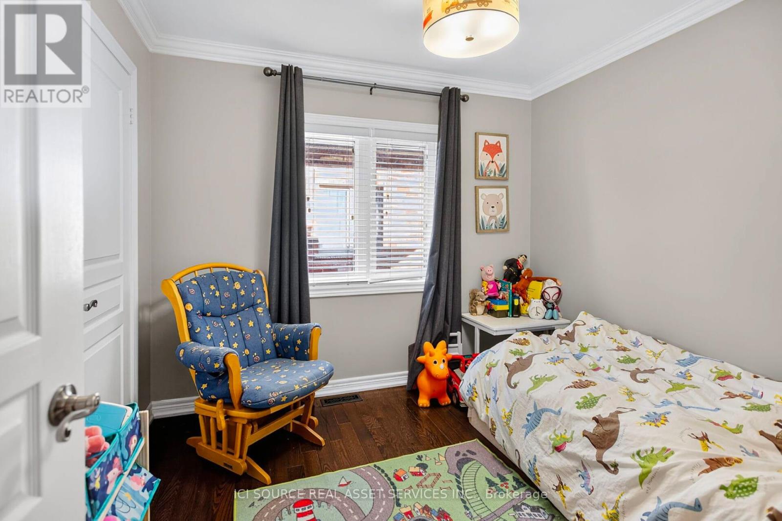 49 Ostrovsky Road, Vaughan, Ontario  L4H 0V9 - Photo 8 - N12471483