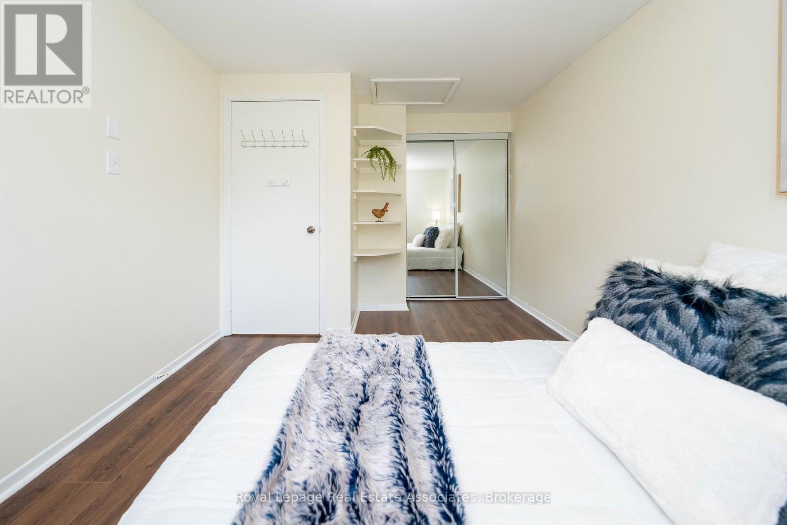 41 Barrett Crescent, Barrie, Ontario  L4N 5A4 - Photo 16 - S12525932