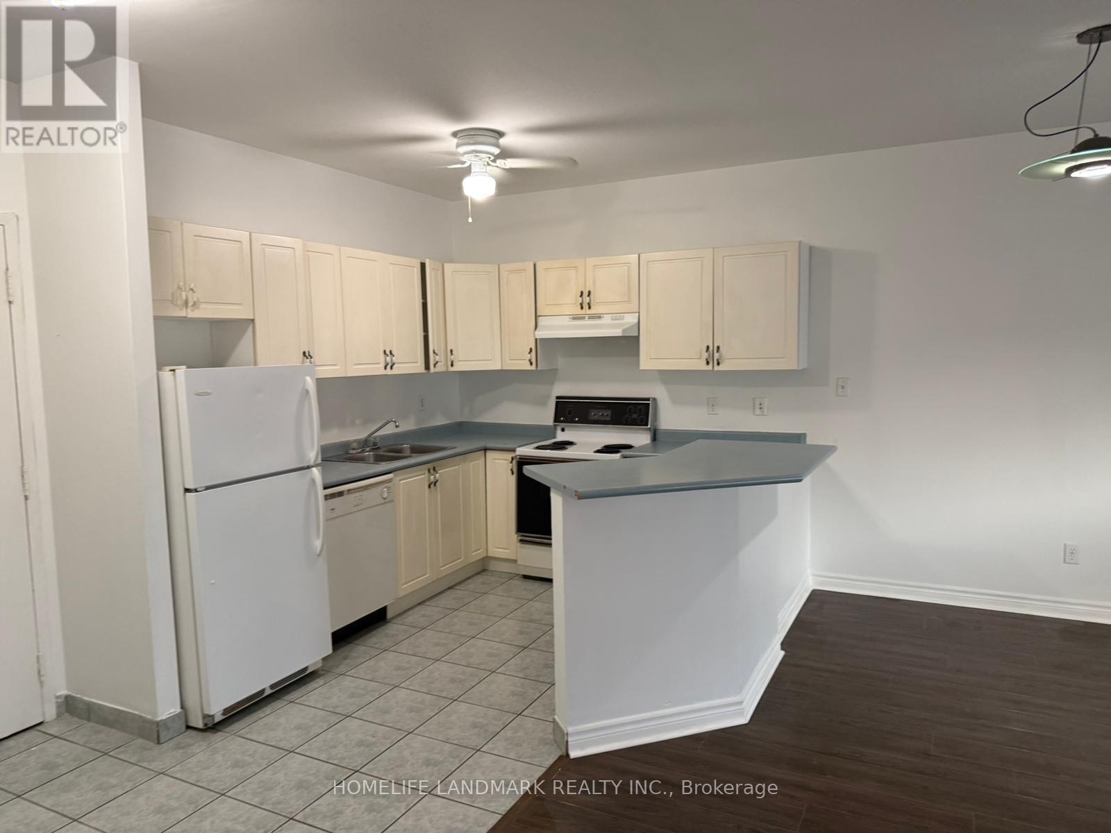 103 - 400 York Boulevard, Hamilton, Ontario  L8R 3M5 - Photo 10 - X12527244