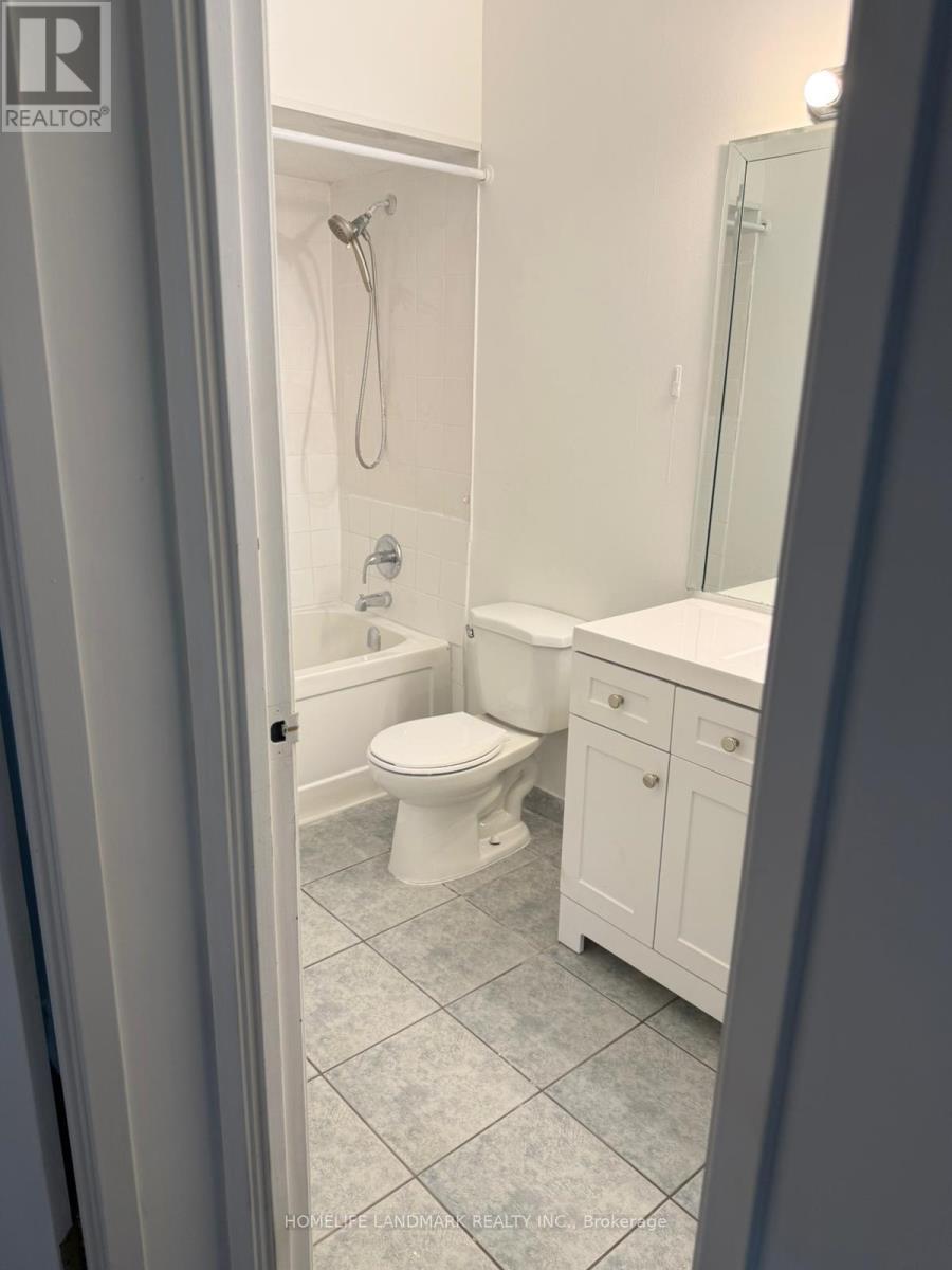 103 - 400 York Boulevard, Hamilton, Ontario  L8R 3M5 - Photo 15 - X12527244