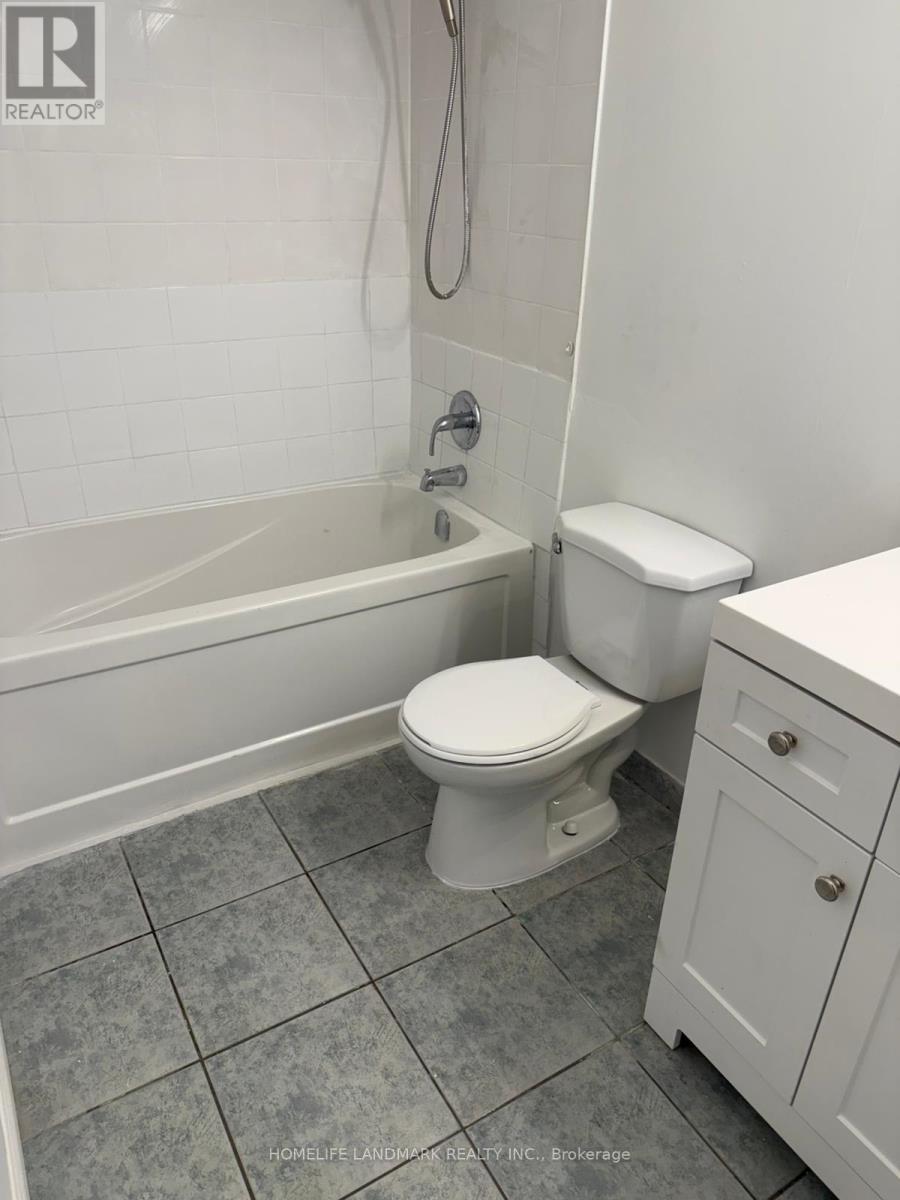 103 - 400 York Boulevard, Hamilton, Ontario  L8R 3M5 - Photo 16 - X12527244