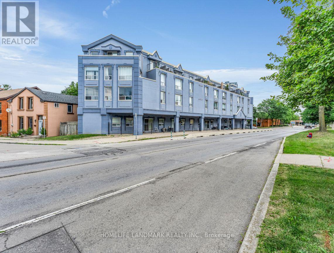 103 - 400 York Boulevard, Hamilton, Ontario  L8R 3M5 - Photo 2 - X12527244