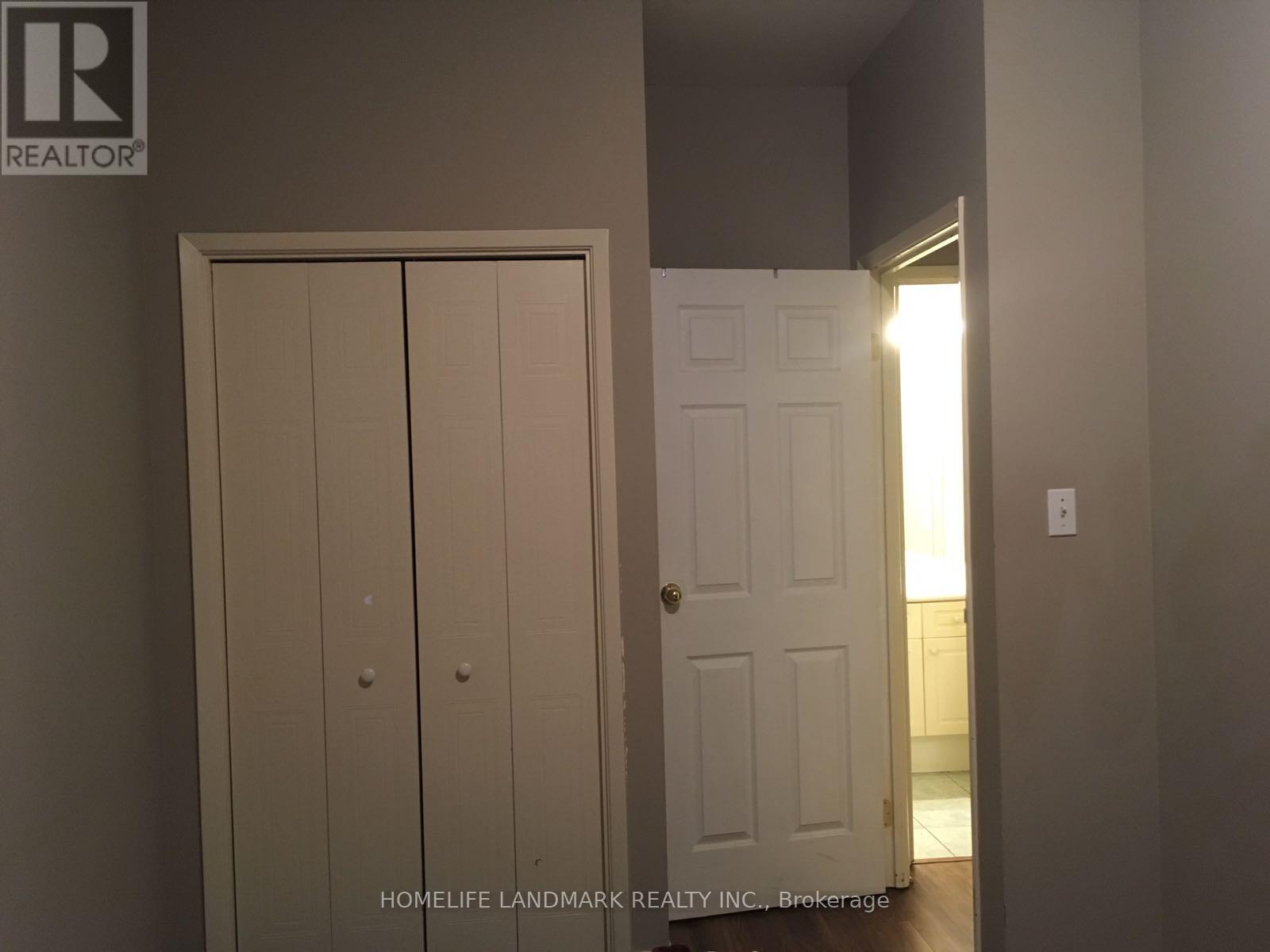 103 - 400 York Boulevard, Hamilton, Ontario  L8R 3M5 - Photo 23 - X12527244