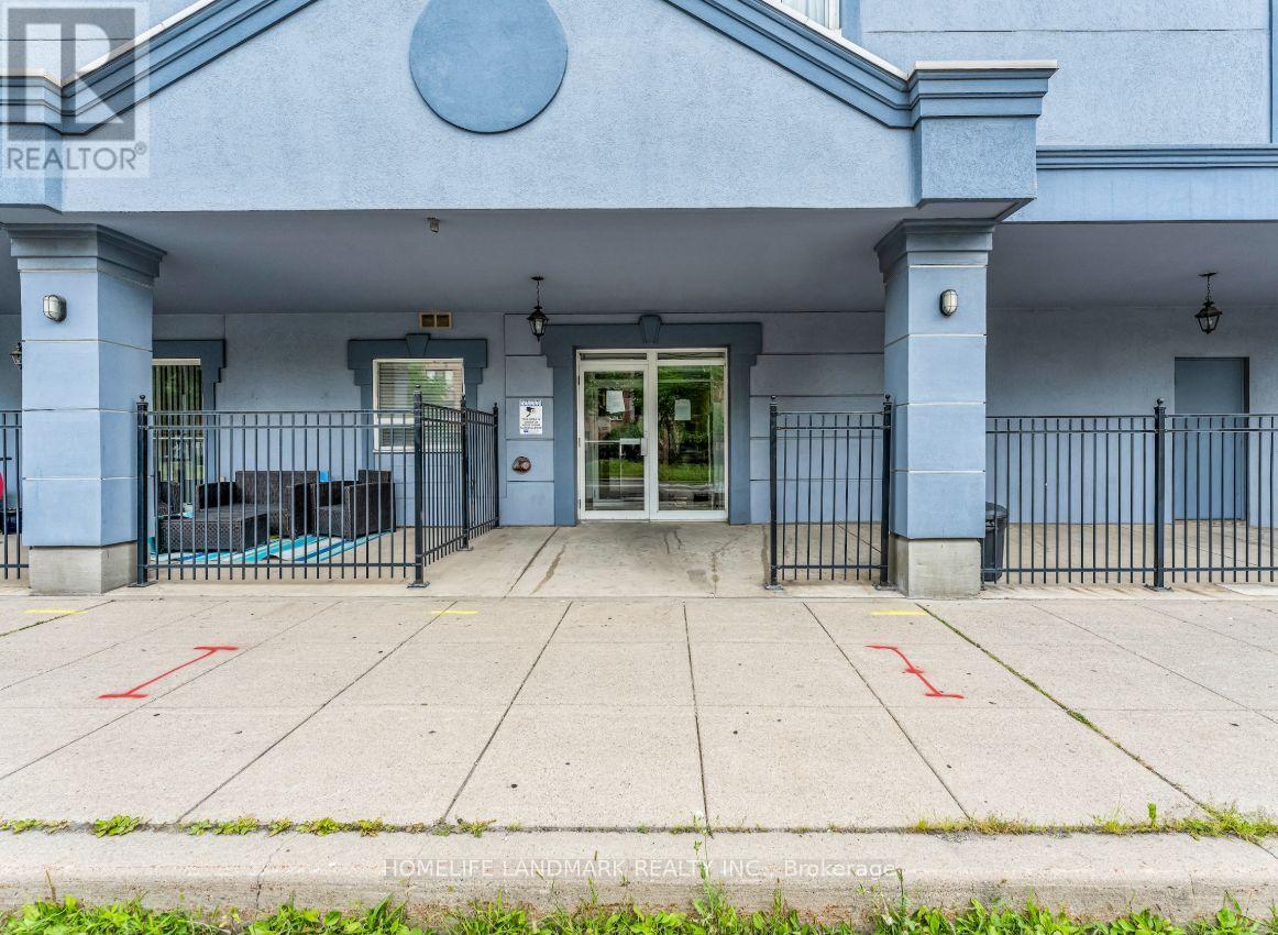 103 - 400 York Boulevard, Hamilton, Ontario  L8R 3M5 - Photo 3 - X12527244