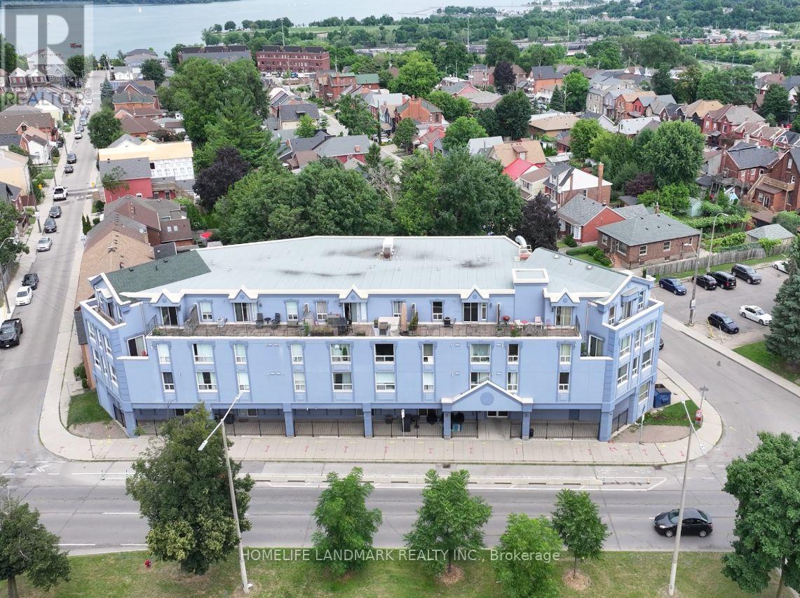 103 - 400 York Boulevard, Hamilton, Ontario  L8R 3M5 - Photo 5 - X12527244