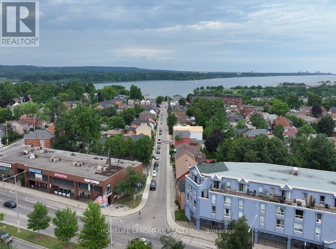 103 - 400 York Boulevard, Hamilton, Ontario  L8R 3M5 - Photo 7 - X12527244