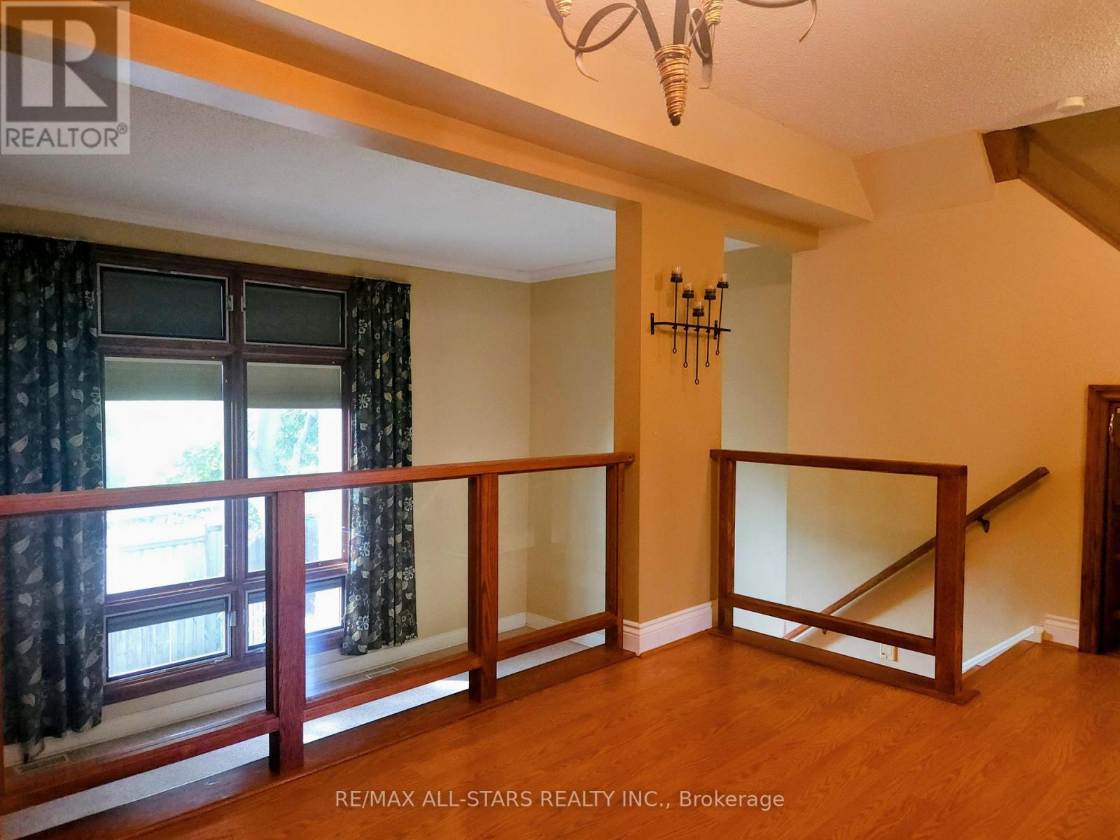 6 Hepworth Way, Markham, Ontario  L3P 3S9 - Photo 8 - N12480130