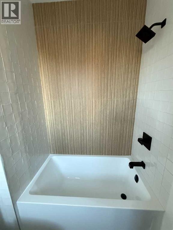 1910 Broadview Road Nw, Calgary, Alberta  T2N 3H7 - Photo 12 - A2233853