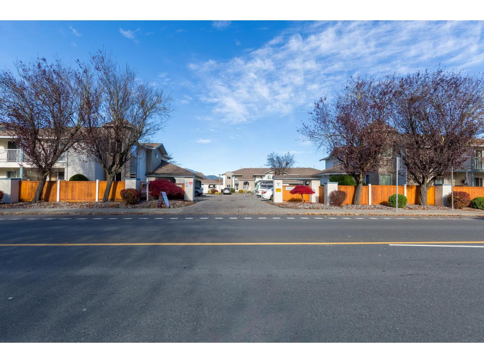 3 45435 KNIGHT ROAD, Chilliwack, British Columbia