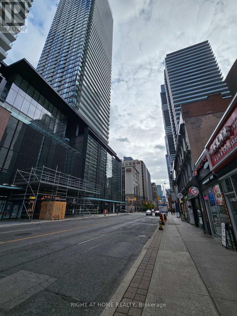 205 - 524 Yonge Street, Toronto, Ontario  M4Y 1X9 - Photo 29 - C12527266