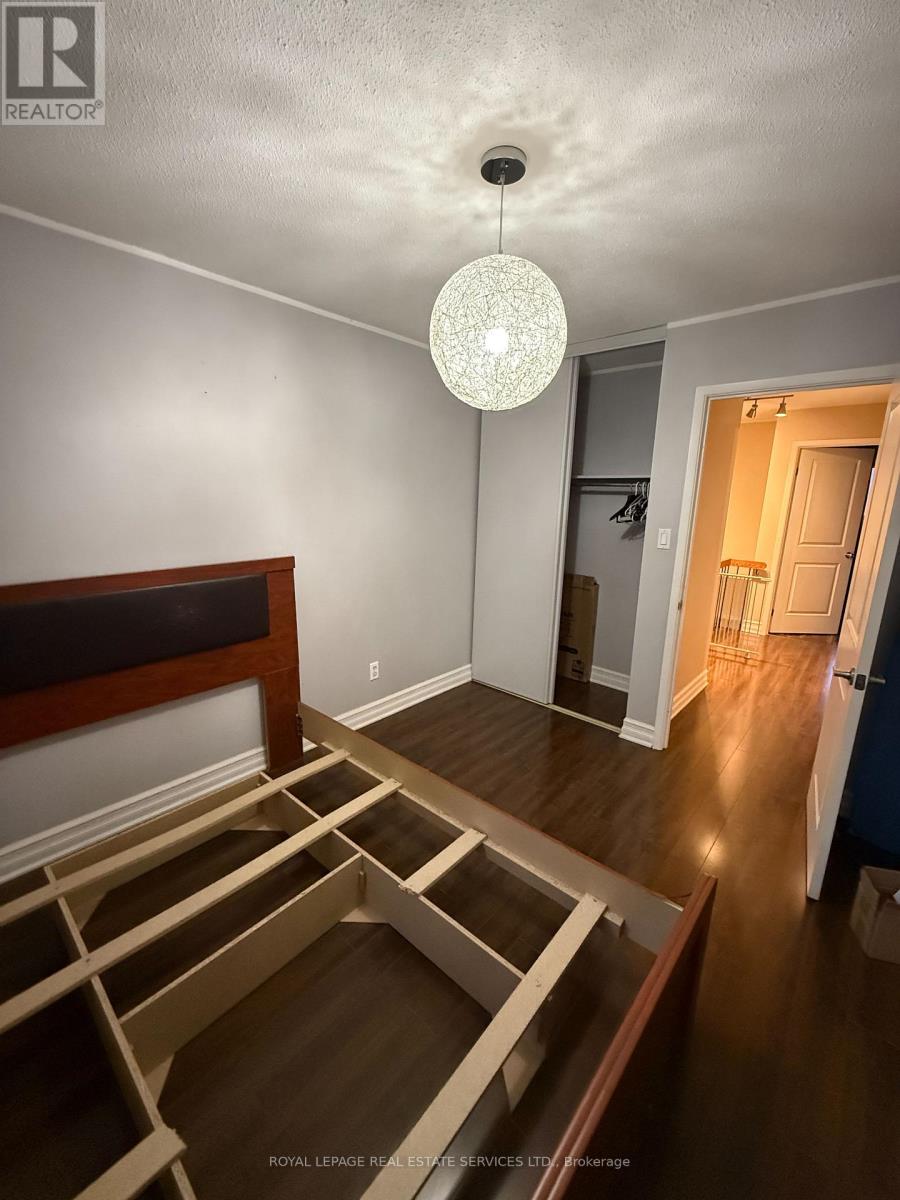 75 - 60 Hanson Rd Road, Mississauga, Ontario  L5B 2P6 - Photo 16 - W12527262