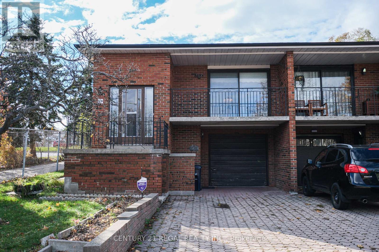 80 ROBBINSTONE DRIVE, Toronto, Ontario
