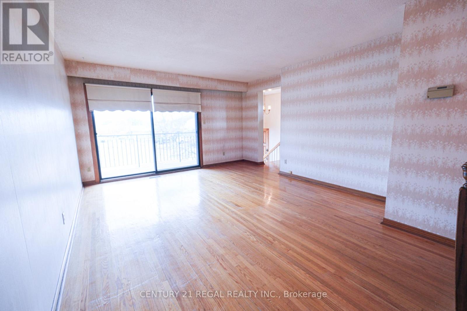 80 Robbinstone Drive, Toronto, Ontario  M1B 2E6 - Photo 8 - E12526642