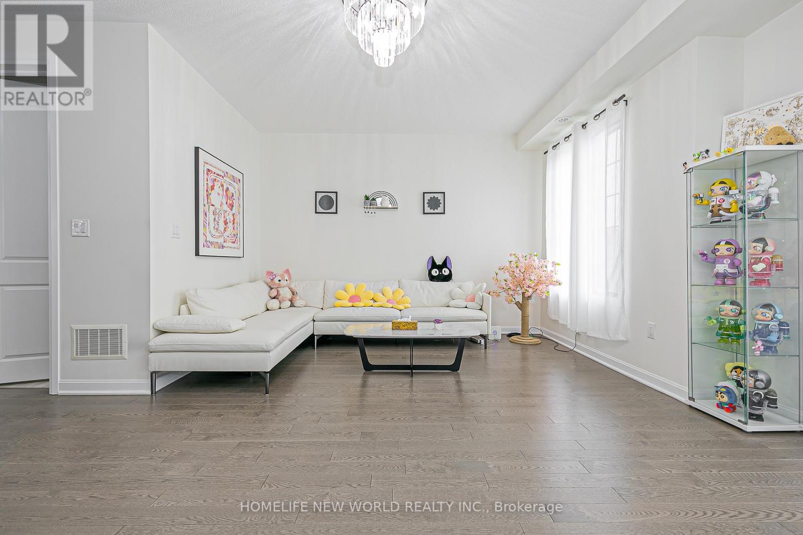 85 Casely Avenue, Richmond Hill, Ontario  L4S 0K7 - Photo 14 - N12427542