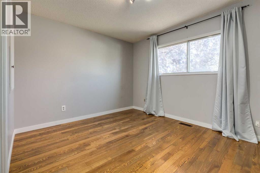 263 Silver Mead Close Nw, Calgary, Alberta  T3B 3M7 - Photo 18 - A2261805