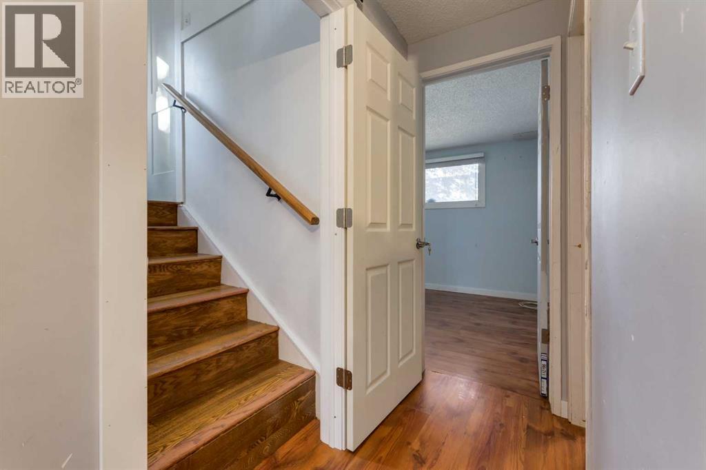 263 Silver Mead Close Nw, Calgary, Alberta  T3B 3M7 - Photo 24 - A2261805