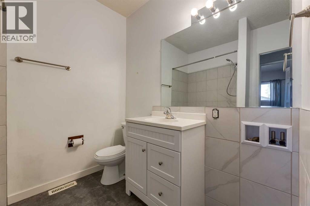 263 Silver Mead Close Nw, Calgary, Alberta  T3B 3M7 - Photo 22 - A2261805