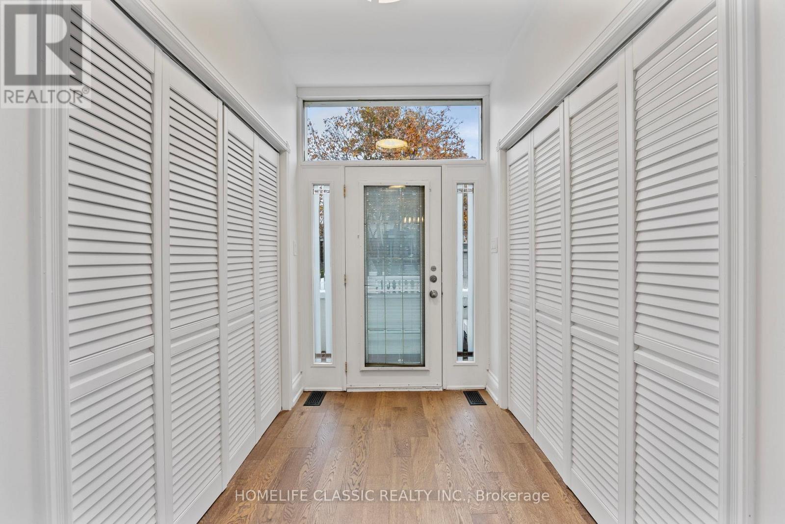 92 Cocksfield Avenue, Toronto, Ontario  M3H 3T2 - Photo 25 - C12527276