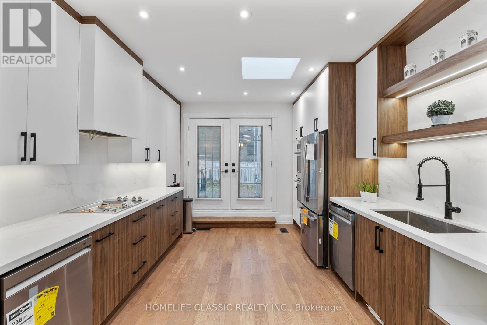 92 Cocksfield Avenue, Toronto, Ontario  M3H 3T2 - Photo 31 - C12527276