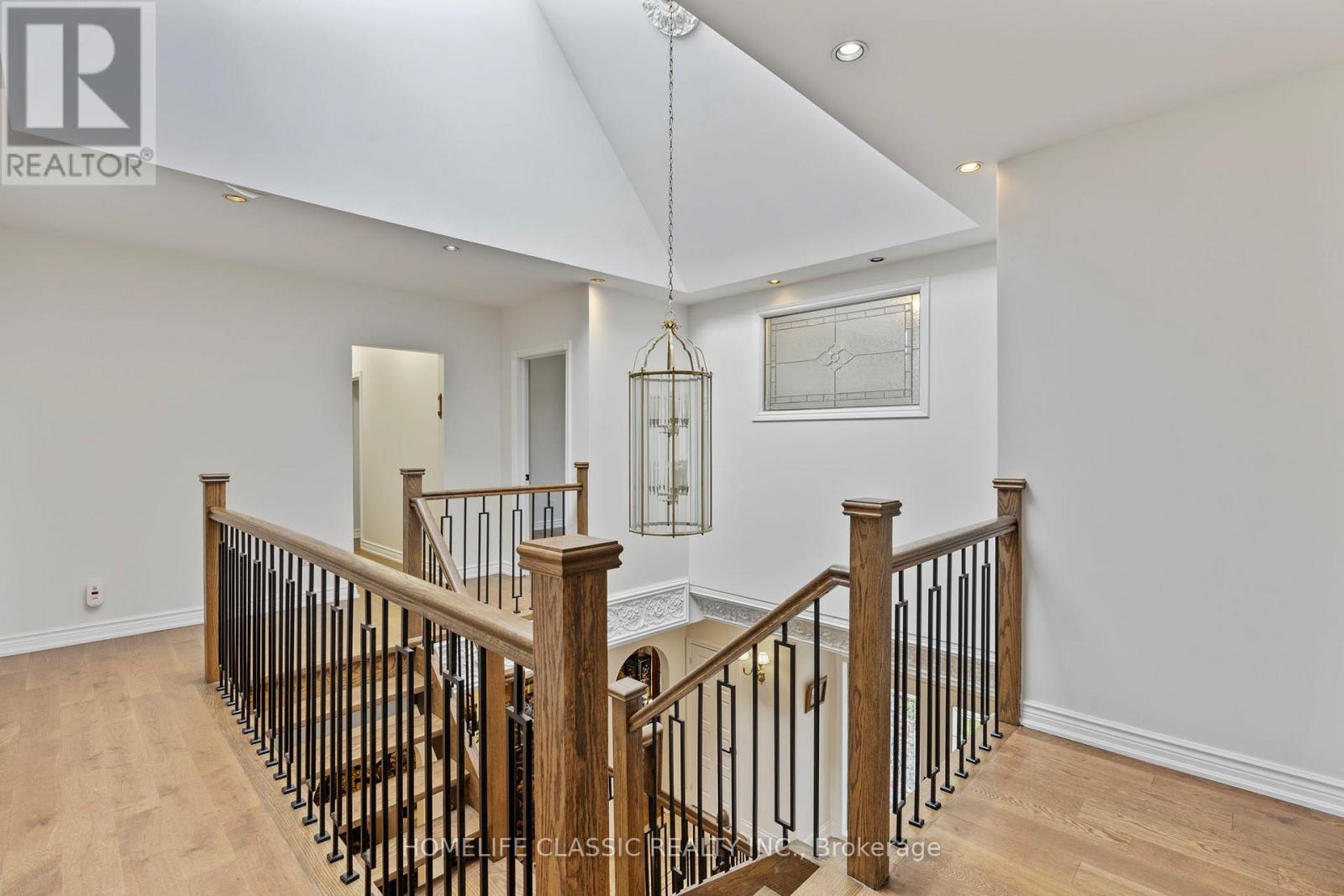 92 Cocksfield Avenue, Toronto, Ontario  M3H 3T2 - Photo 37 - C12527276