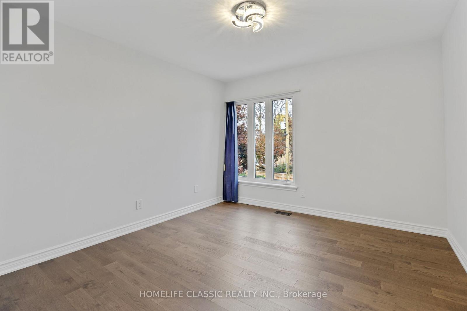 92 Cocksfield Avenue, Toronto, Ontario  M3H 3T2 - Photo 43 - C12527276