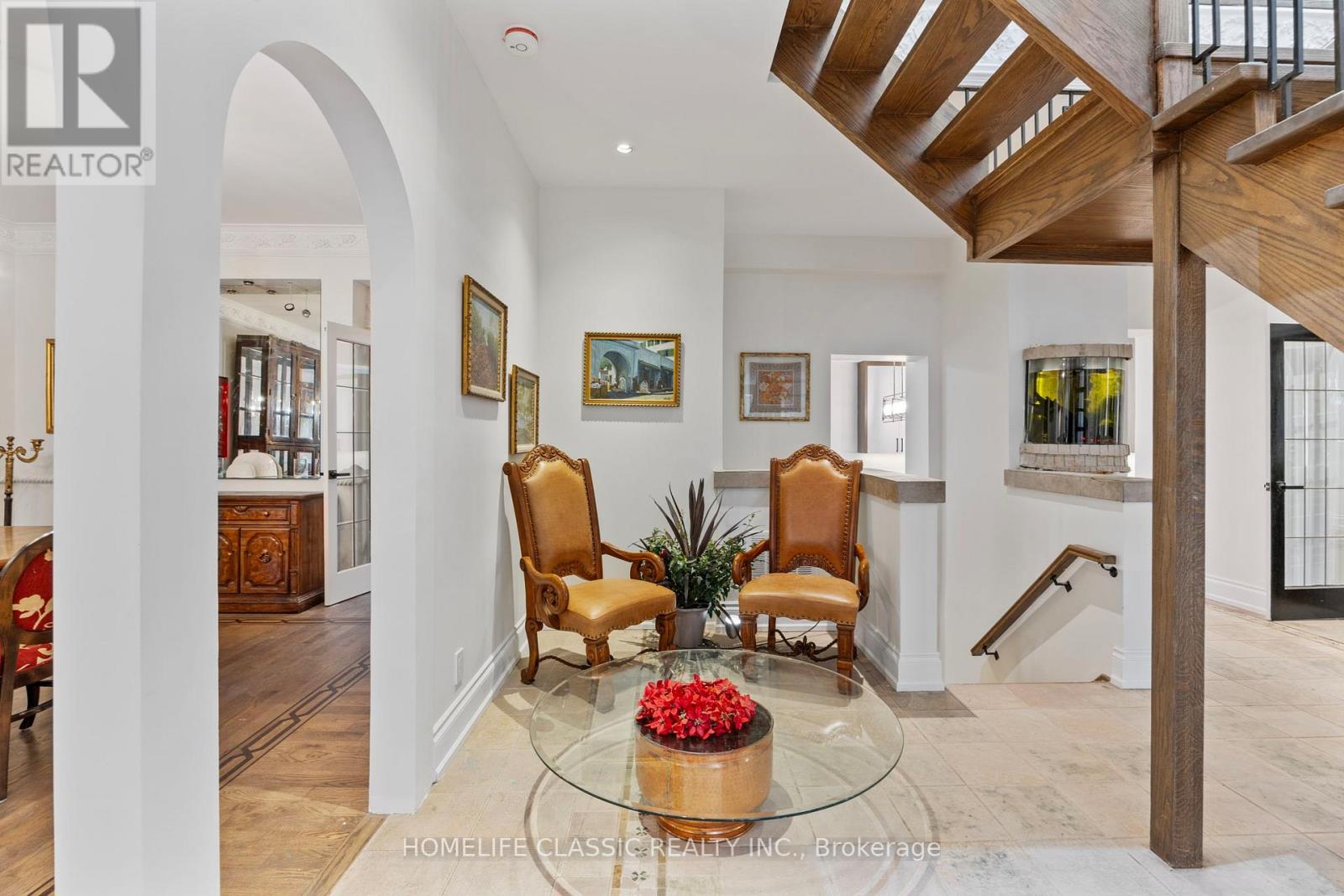 92 Cocksfield Avenue, Toronto, Ontario  M3H 3T2 - Photo 9 - C12527276