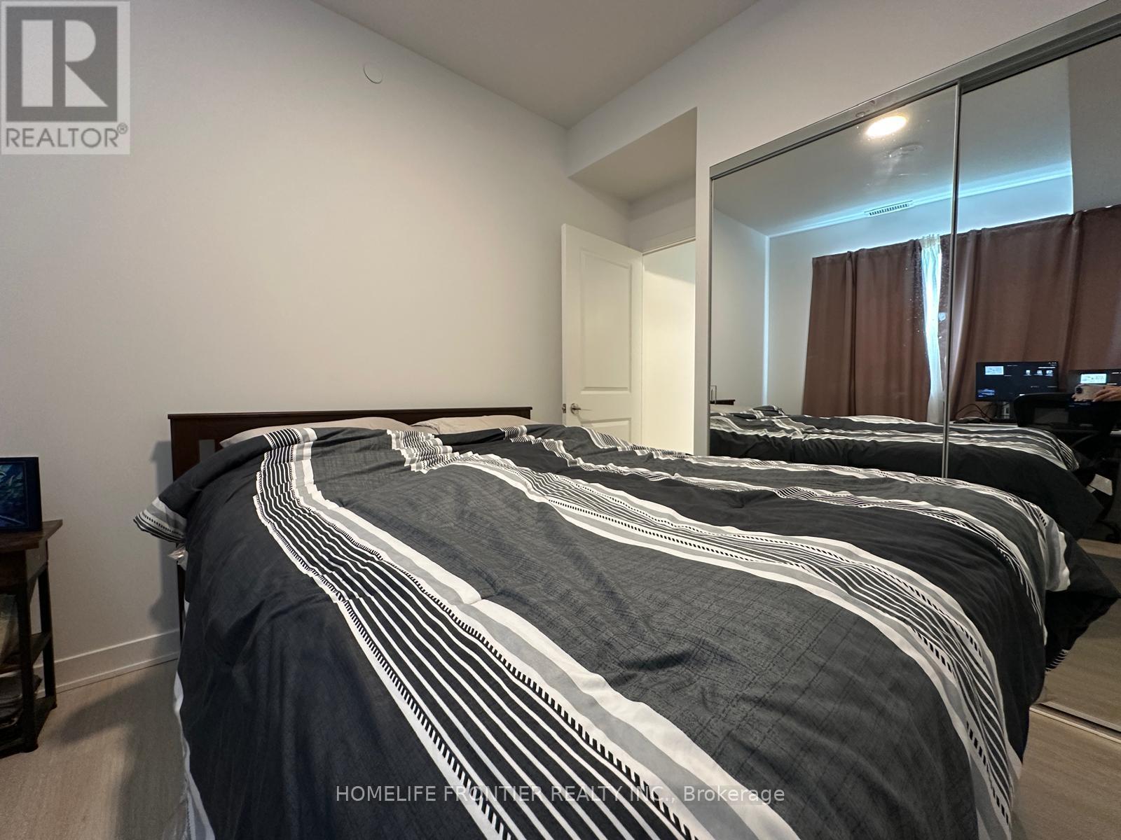 B802 - 50 Upper Mall Way, Vaughan, Ontario  L4J 0L7 - Photo 18 - N12383488