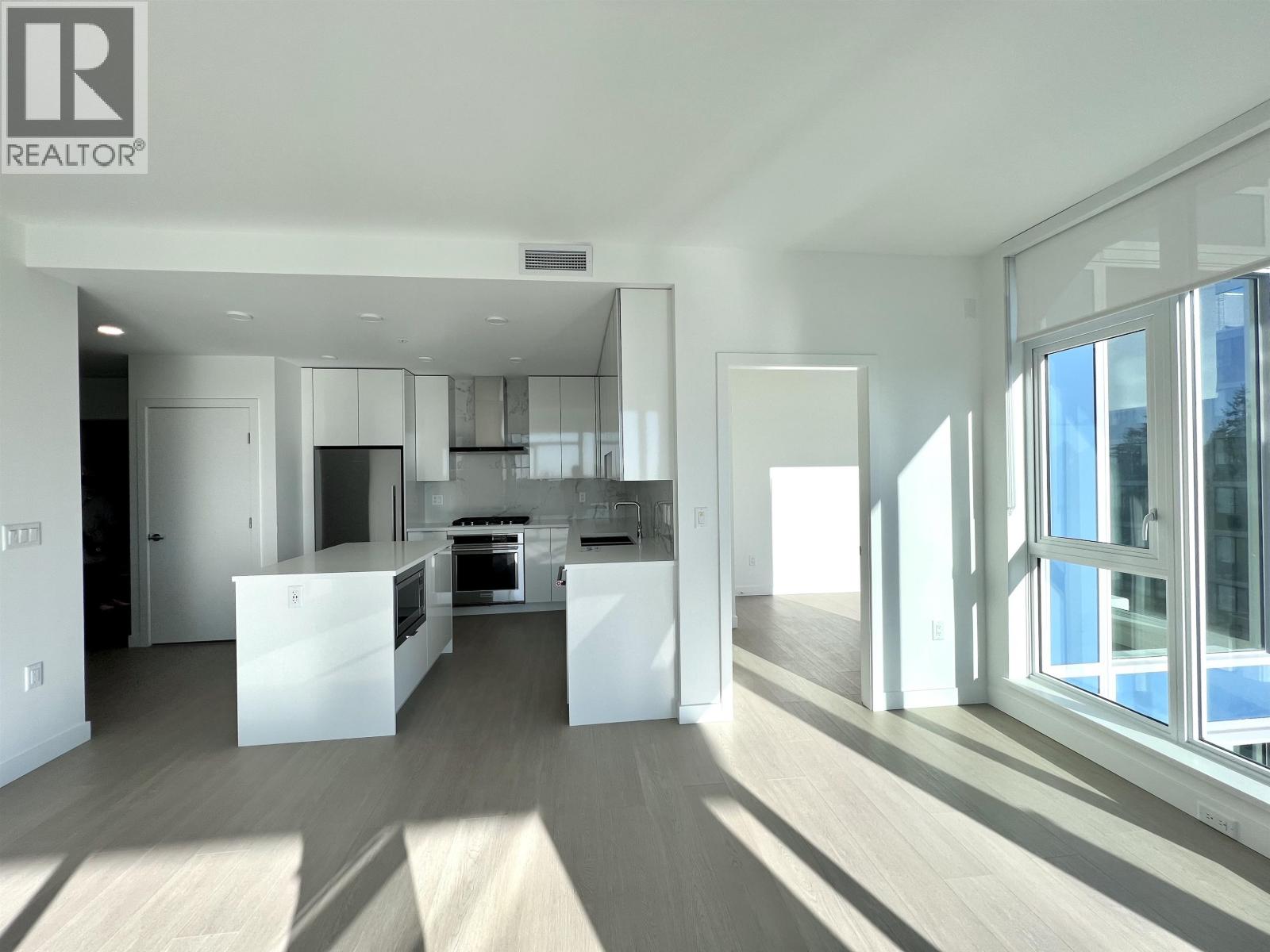 704 555 Sydney Avenue, Coquitlam, British Columbia  V3K 0G5 - Photo 5 - R3058562