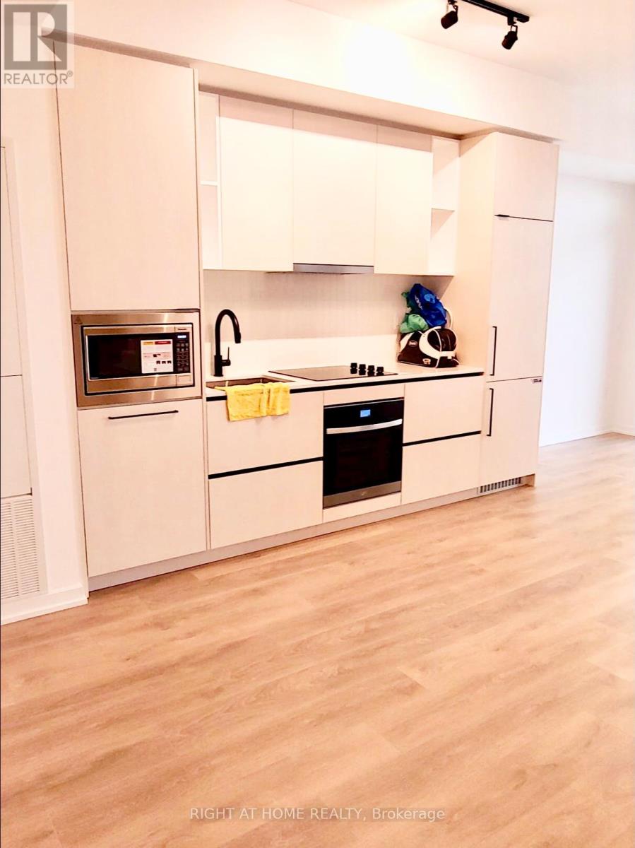 2304 - 10 Graphophone Grove, Toronto, Ontario  M6H 0E5 - Photo 13 - W12527272