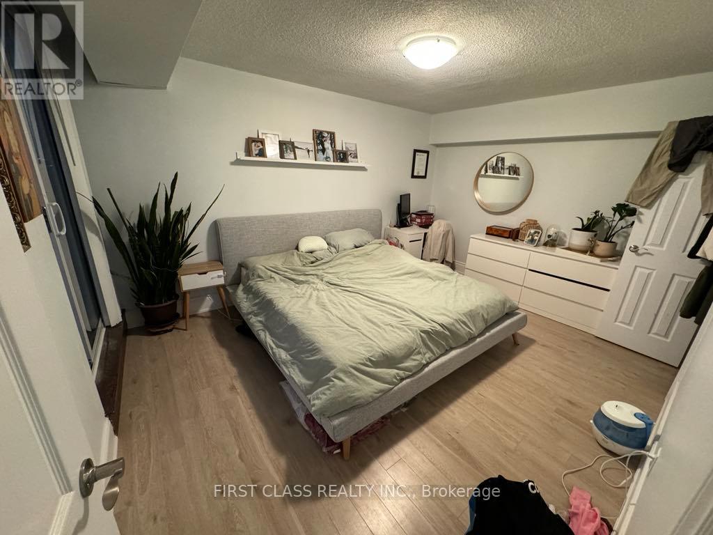 2806 - 3100 Kirwin Avenue, Mississauga, Ontario  L5A 3S6 - Photo 10 - W12527280