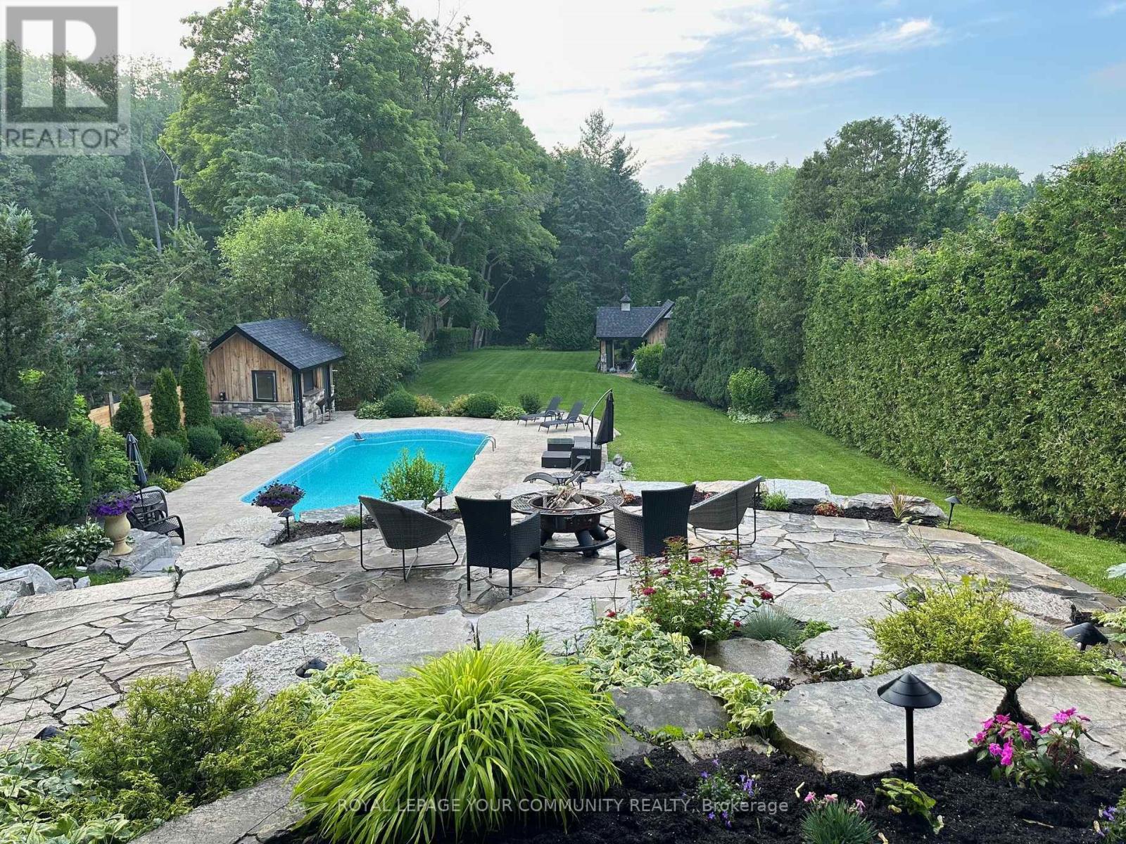 378 Old Bloomington Road, Aurora, Ontario  L4G 0M2 - Photo 13 - N12515176