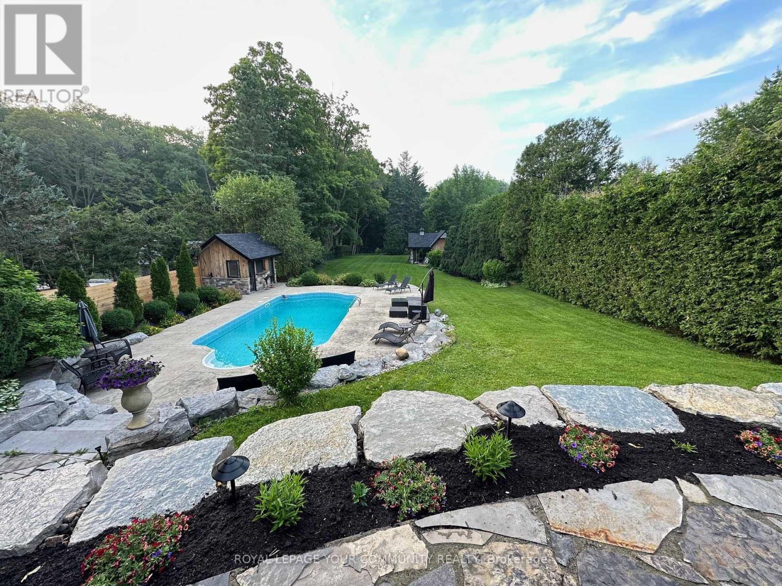 378 Old Bloomington Road, Aurora, Ontario  L4G 0M2 - Photo 12 - N12515176