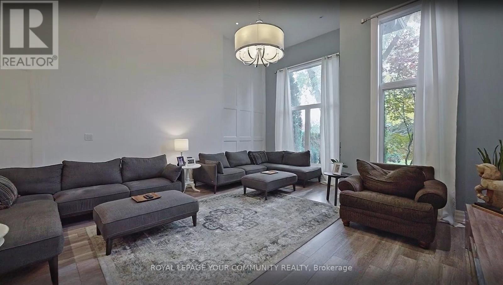 378 Old Bloomington Road, Aurora, Ontario  L4G 0M2 - Photo 9 - N12515176