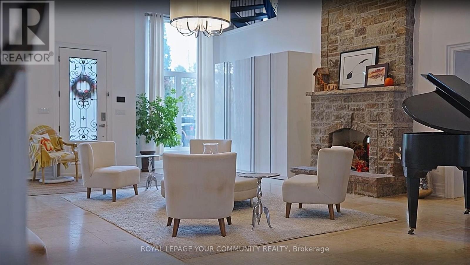 378 Old Bloomington Road, Aurora, Ontario  L4G 0M2 - Photo 5 - N12515176