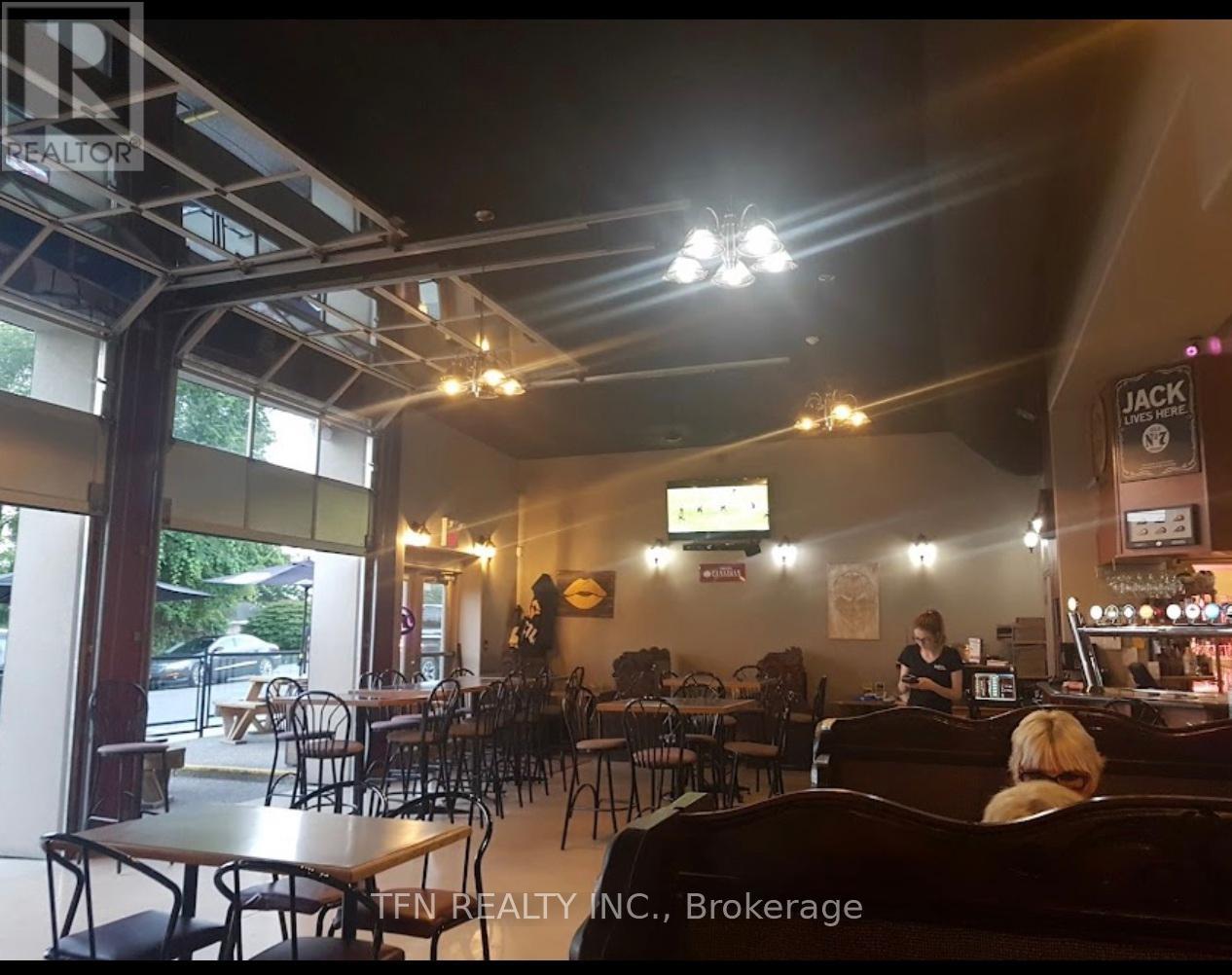 201 Main Street, Norfolk, Ontario  N0A 1N0 - Photo 2 - X12527268