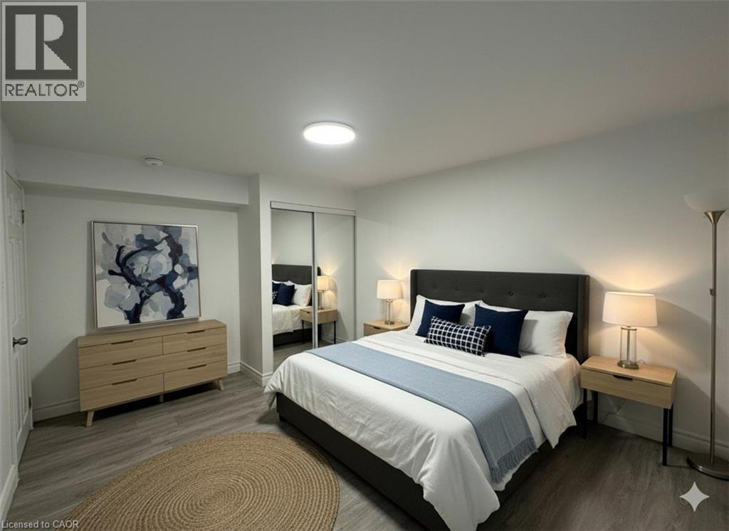 916 Magdalena Court Unit# B, Kitchener, Ontario  N2E 0B3 - Photo 4 - 40786873